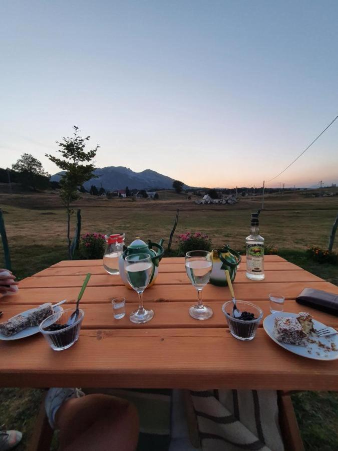 Karadzic Hotel Zabljak  Luaran gambar